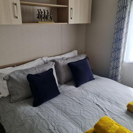 The Tiddler - Plot 101, Woodlands Lodge Retreat, New Quay, West Wales Llanina Eksteriør bilde