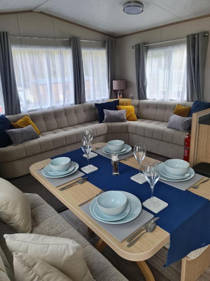 The Tiddler - Plot 101, Woodlands Lodge Retreat, New Quay, West Wales Llanina Eksteriør bilde
